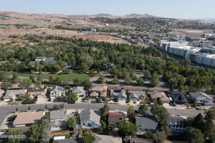 560 Putnam, Reno, Nevada 89503, 4 Bedrooms Bedrooms, ,3 BathroomsBathrooms,Residential,Residential,Putnam,250055798