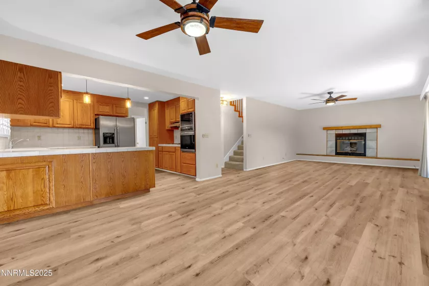 Living Area/Dining Area/Kitchen