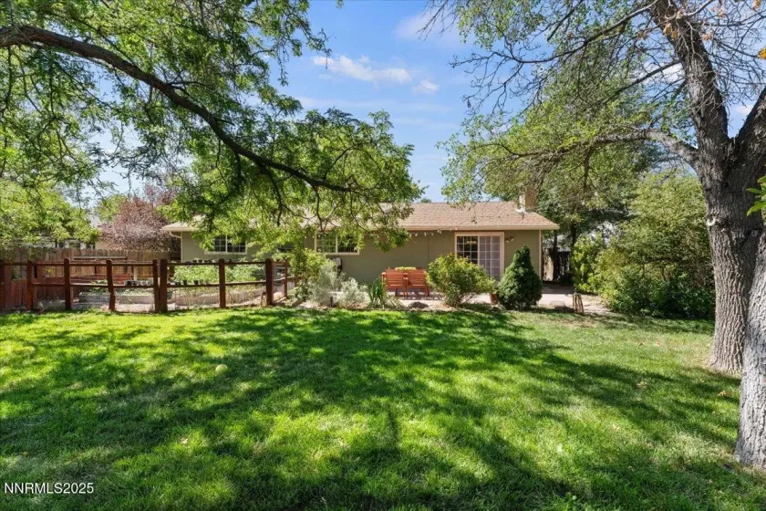 3040 Chavez, Reno, Nevada 89502, 3 Bedrooms Bedrooms, ,2 BathroomsBathrooms,Residential,Residential,Chavez,250055800