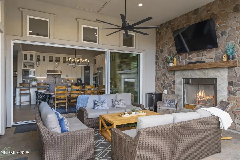 9131 Erickson, Reno, Nevada 89523, 4 Bedrooms Bedrooms, ,4 BathroomsBathrooms,Residential,Residential,Erickson,250055799