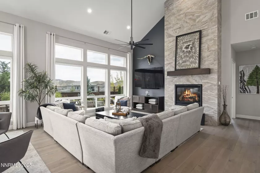 9131 Erickson, Reno, Nevada 89523, 4 Bedrooms Bedrooms, ,4 BathroomsBathrooms,Residential,Residential,Erickson,250055799