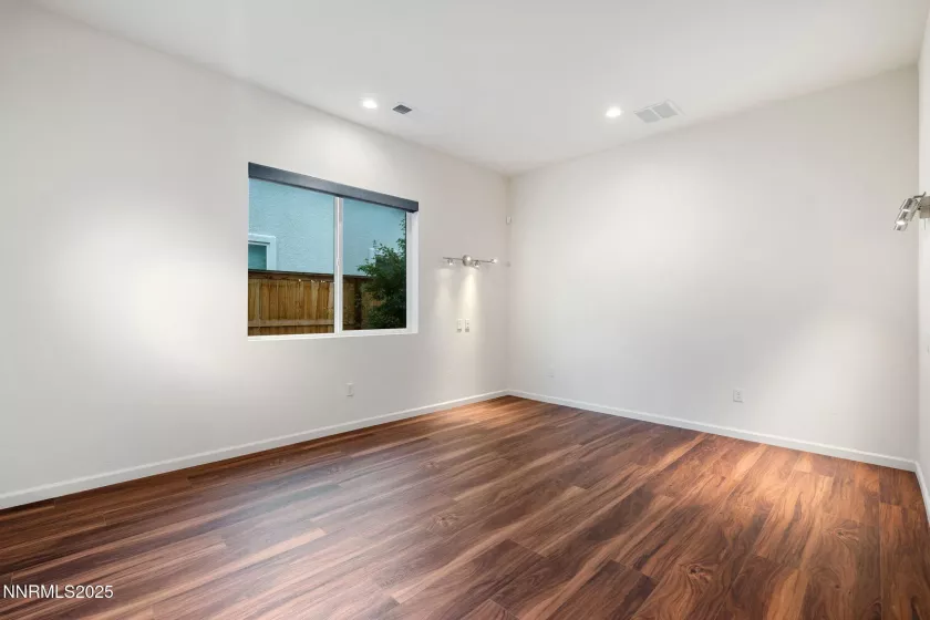 7415 Hoback, Sparks, Nevada 89436, 2 Bedrooms Bedrooms, ,3 BathroomsBathrooms,Residential,Residential,Hoback,250050961