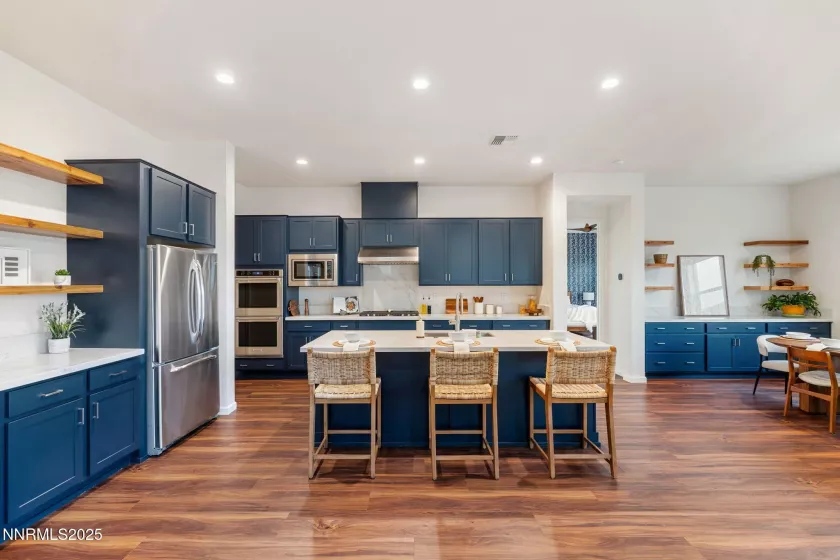 7415 Hoback, Sparks, Nevada 89436, 2 Bedrooms Bedrooms, ,3 BathroomsBathrooms,Residential,Residential,Hoback,250050961