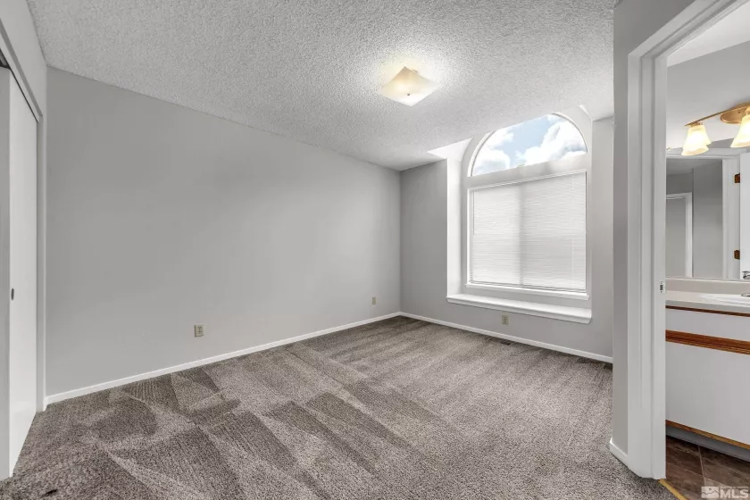 4071 Snowshoe, Reno, Nevada 89502, 2 Bedrooms Bedrooms, ,3 BathroomsBathrooms,Residential,Residential,Snowshoe,250004243