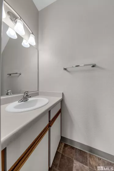 4071 Snowshoe, Reno, Nevada 89502, 2 Bedrooms Bedrooms, ,3 BathroomsBathrooms,Residential,Residential,Snowshoe,250004243