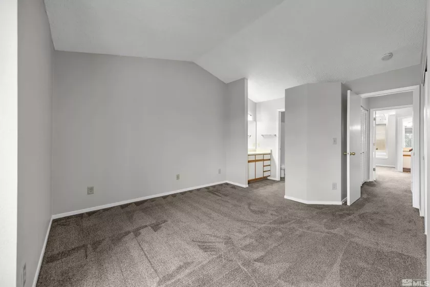 4071 Snowshoe, Reno, Nevada 89502, 2 Bedrooms Bedrooms, ,3 BathroomsBathrooms,Residential,Residential,Snowshoe,250004243
