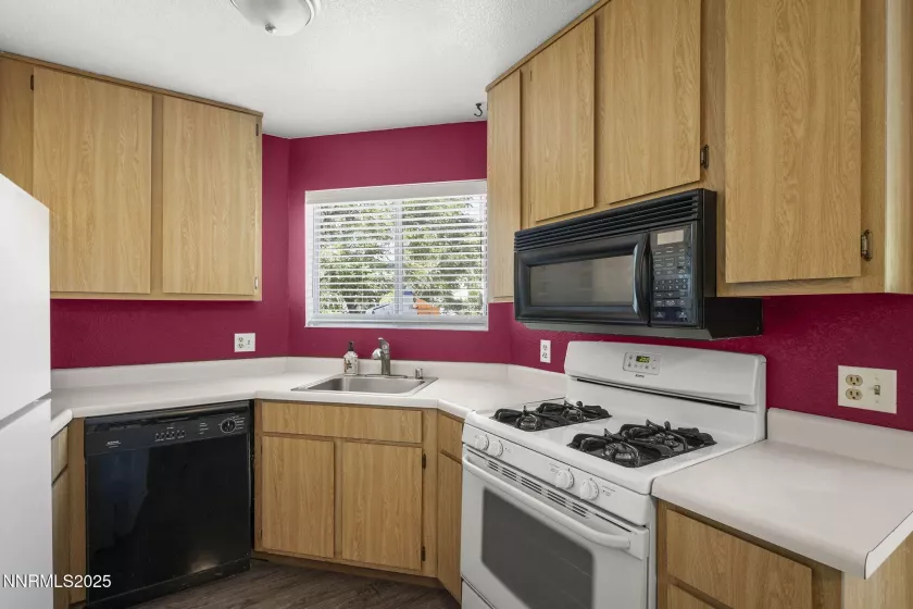 2407 Sunny Slope, Sparks, Nevada 89434, 1 Bedroom Bedrooms, ,1 BathroomBathrooms,Residential,Residential,Sunny Slope,250055803