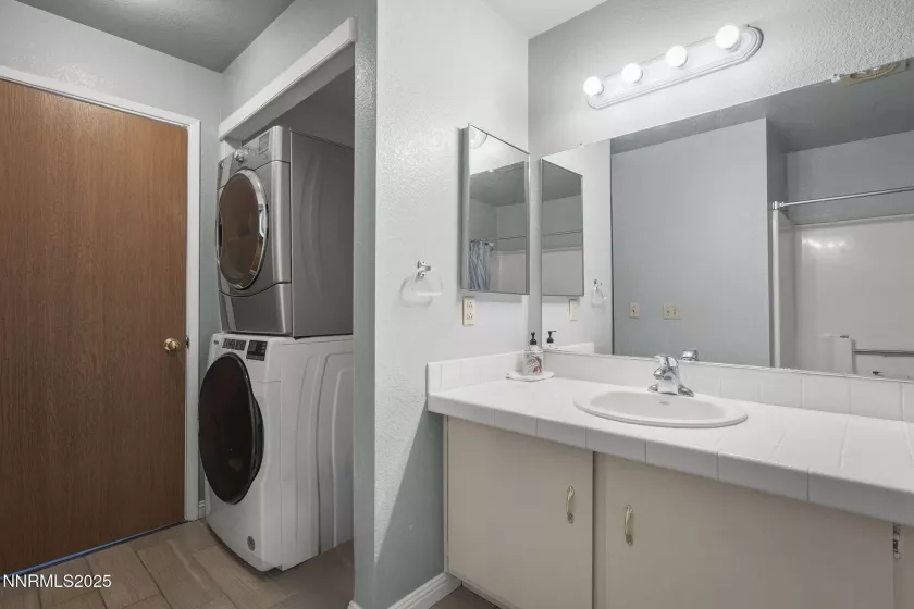 2407 Sunny Slope, Sparks, Nevada 89434, 1 Bedroom Bedrooms, ,1 BathroomBathrooms,Residential,Residential,Sunny Slope,250055803