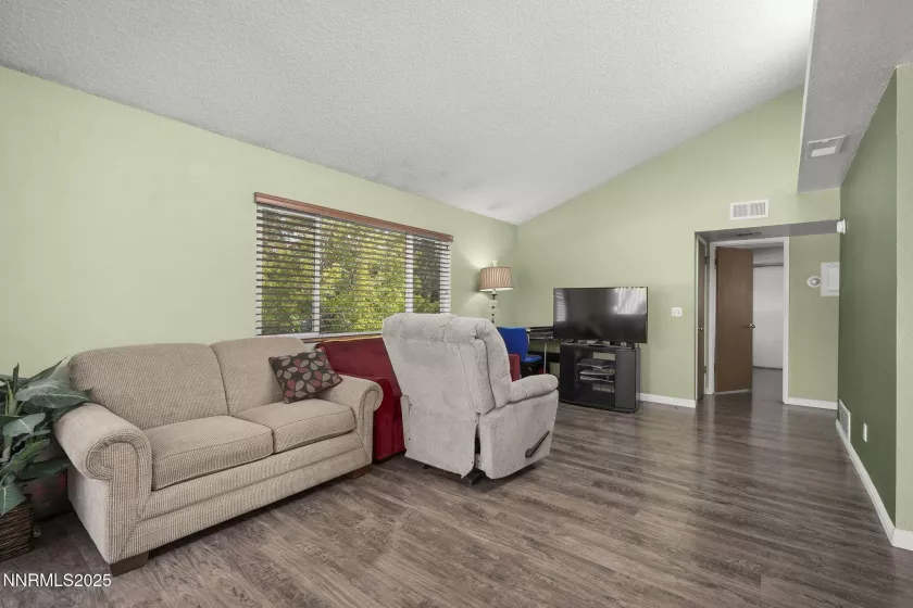 2407 Sunny Slope, Sparks, Nevada 89434, 1 Bedroom Bedrooms, ,1 BathroomBathrooms,Residential,Residential,Sunny Slope,250055803