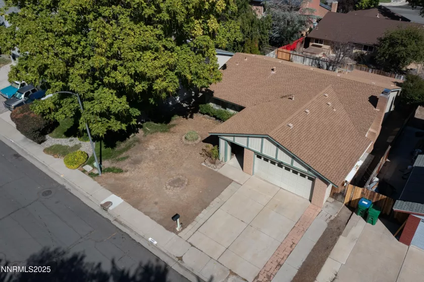 4405 Primavera, Reno, Nevada 89502, 4 Bedrooms Bedrooms, ,2 BathroomsBathrooms,Residential,Residential,Primavera,250055804