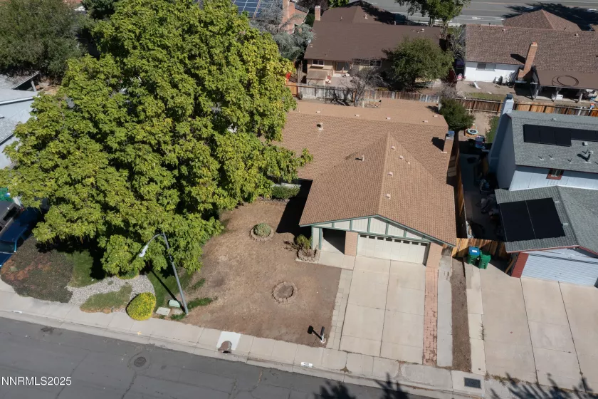 4405 Primavera, Reno, Nevada 89502, 4 Bedrooms Bedrooms, ,2 BathroomsBathrooms,Residential,Residential,Primavera,250055804