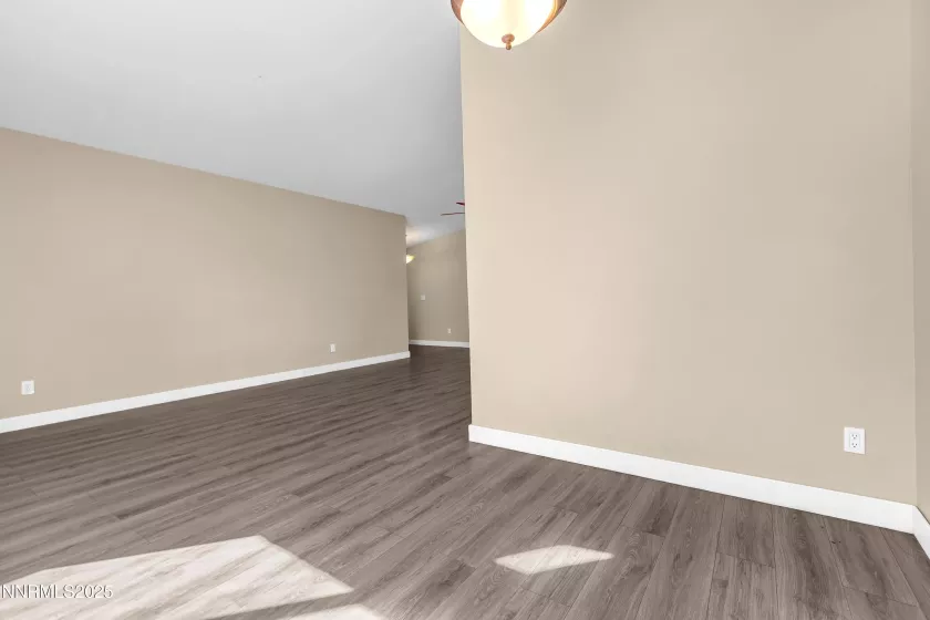 4405 Primavera, Reno, Nevada 89502, 4 Bedrooms Bedrooms, ,2 BathroomsBathrooms,Residential,Residential,Primavera,250055804