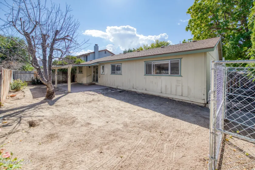 4405 Primavera, Reno, Nevada 89502, 4 Bedrooms Bedrooms, ,2 BathroomsBathrooms,Residential,Residential,Primavera,250055804