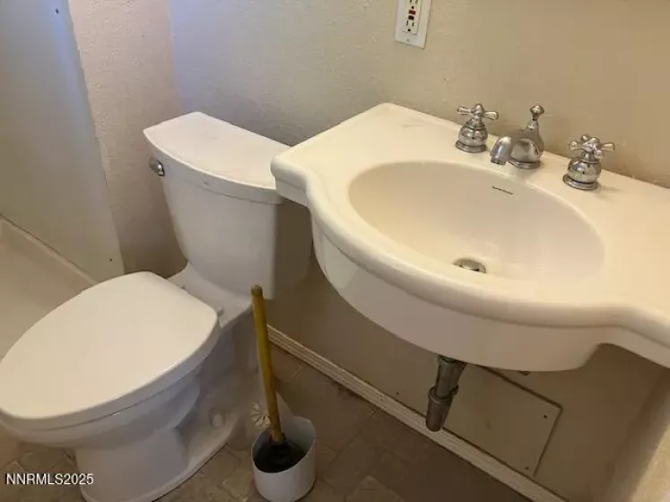 730 James, Reno, Nevada 89503, 3 Bedrooms Bedrooms, ,2 BathroomsBathrooms,Residential,Residential,James,250055807