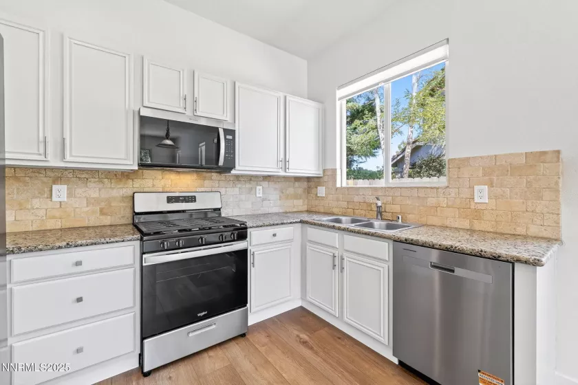 2240 Evergreen Park, Reno, Nevada 89521, 3 Bedrooms Bedrooms, ,2 BathroomsBathrooms,Residential,Residential,Evergreen Park,250055810