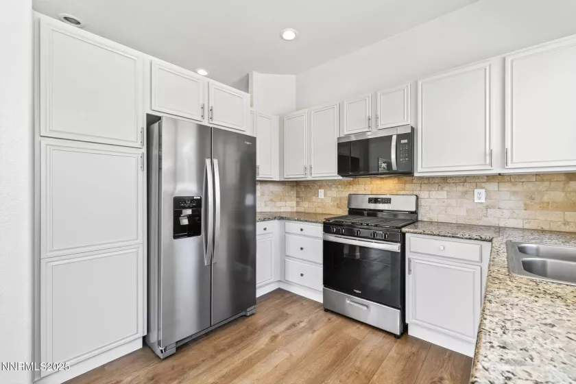 2240 Evergreen Park, Reno, Nevada 89521, 3 Bedrooms Bedrooms, ,2 BathroomsBathrooms,Residential,Residential,Evergreen Park,250055810
