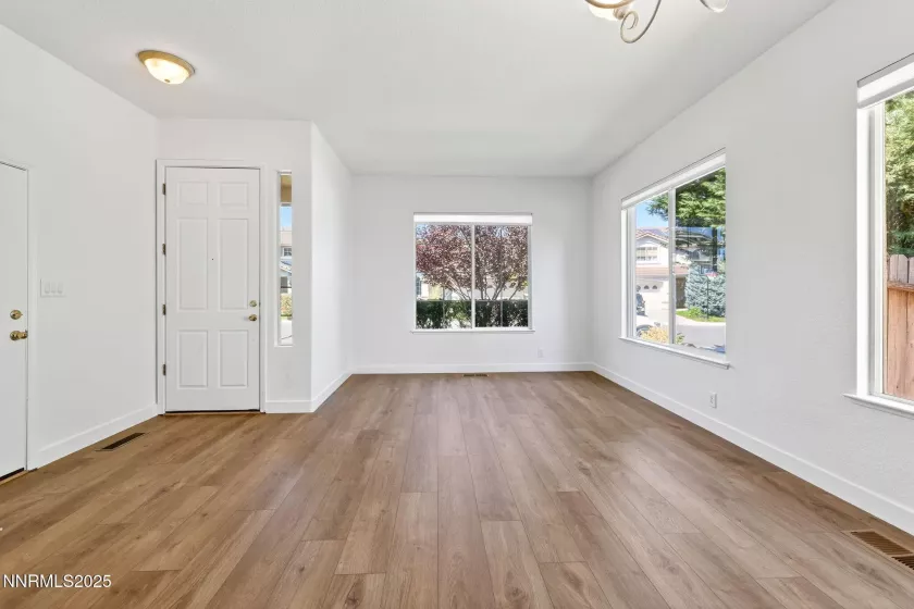 2240 Evergreen Park, Reno, Nevada 89521, 3 Bedrooms Bedrooms, ,2 BathroomsBathrooms,Residential,Residential,Evergreen Park,250055810