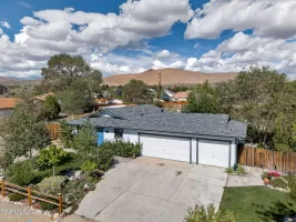 7405 Robert Banks, Sparks, Nevada 89436, 3 Bedrooms Bedrooms, ,2 BathroomsBathrooms,Residential,Residential,Robert Banks,250055812
