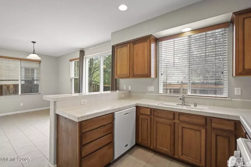 3988 Dominus, Sparks, Nevada 89436, 3 Bedrooms Bedrooms, ,3 BathroomsBathrooms,Residential Lease,Manufactured,Dominus,250055814