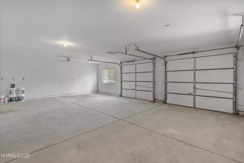 612 Armory, Carson City, Nevada 89701, 3 Bedrooms Bedrooms, ,3 BathroomsBathrooms,Residential,Residential,Armory,250055817