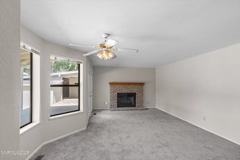 612 Armory, Carson City, Nevada 89701, 3 Bedrooms Bedrooms, ,3 BathroomsBathrooms,Residential,Residential,Armory,250055817