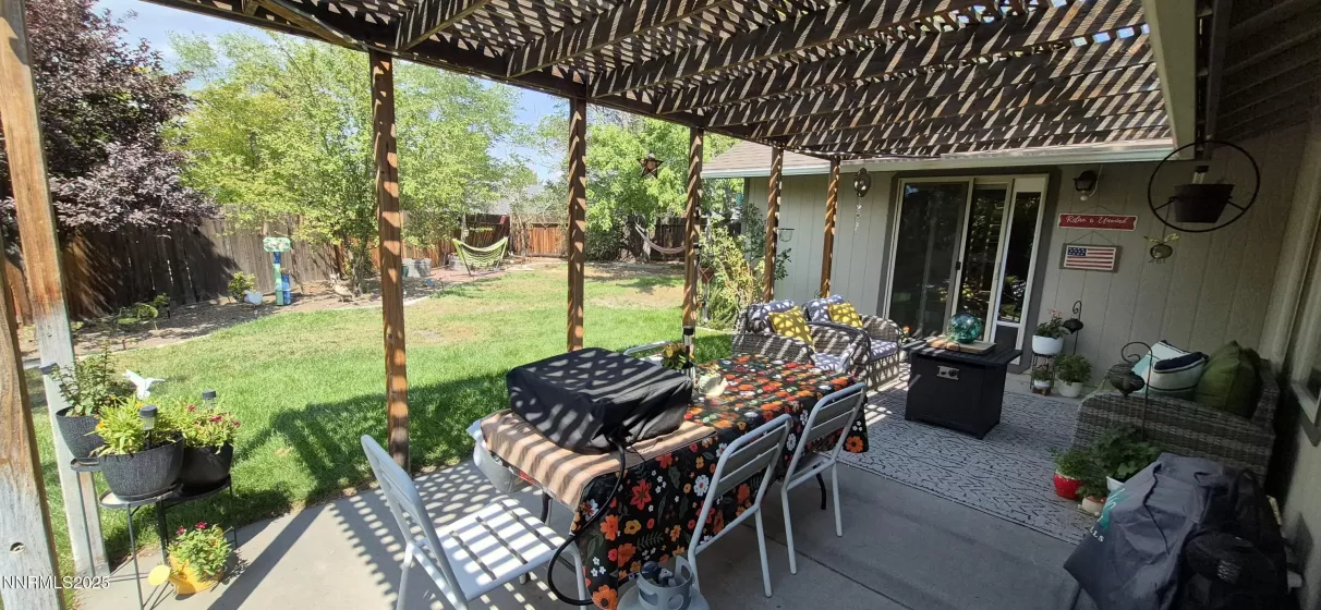 982 Starleaf, Carson City, Nevada 89705, 3 Bedrooms Bedrooms, ,2 BathroomsBathrooms,Residential,Residential,Starleaf,250055819