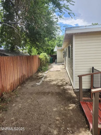 1520 Gault, Sparks, Nevada 89431, 3 Bedrooms Bedrooms, ,2 BathroomsBathrooms,Residential,Residential,Gault,250055818