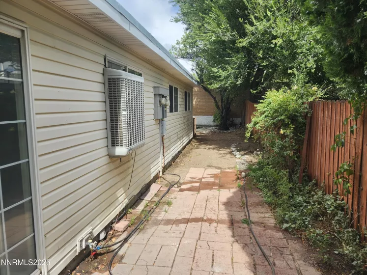 1520 Gault, Sparks, Nevada 89431, 3 Bedrooms Bedrooms, ,2 BathroomsBathrooms,Residential,Residential,Gault,250055818