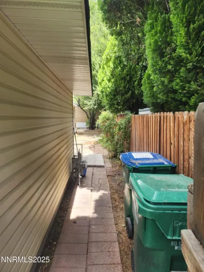 1520 Gault, Sparks, Nevada 89431, 3 Bedrooms Bedrooms, ,2 BathroomsBathrooms,Residential,Residential,Gault,250055818