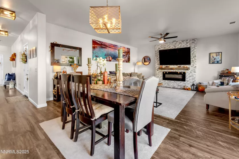 1899 Star Bright, Reno, Nevada 89523, 4 Bedrooms Bedrooms, ,3 BathroomsBathrooms,Residential,Residential,Star Bright,250055820