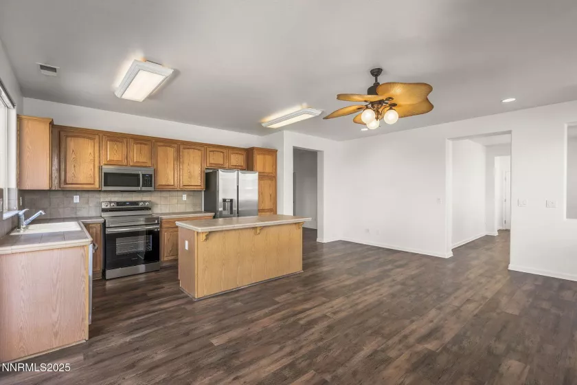 865 University Park, Reno, Nevada 89512, 3 Bedrooms Bedrooms, ,2 BathroomsBathrooms,Residential,Residential,University Park,250055822