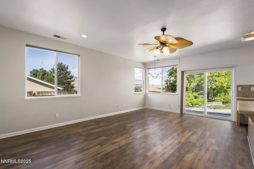 865 University Park, Reno, Nevada 89512, 3 Bedrooms Bedrooms, ,2 BathroomsBathrooms,Residential,Residential,University Park,250055822