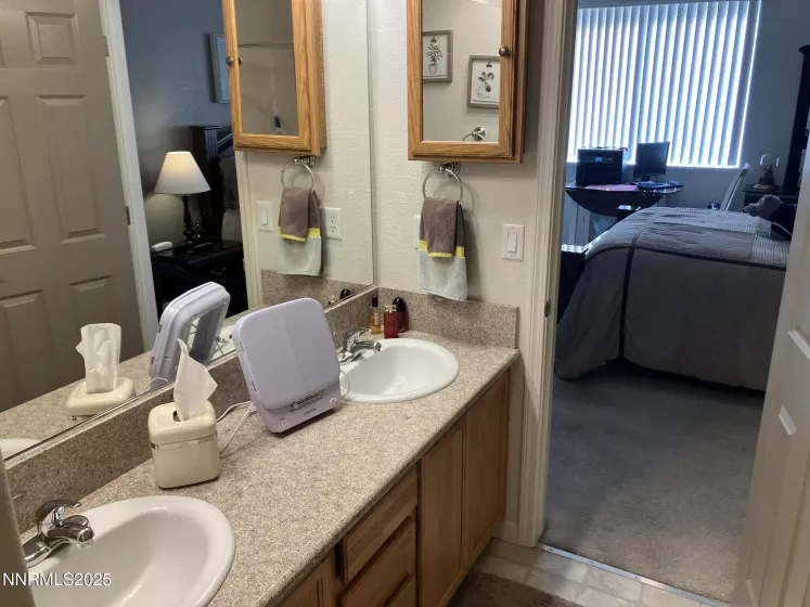 5651 Hunting Creek, Sparks, Nevada 89436, 2 Bedrooms Bedrooms, ,2 BathroomsBathrooms,Residential,Residential,Hunting Creek,250055824