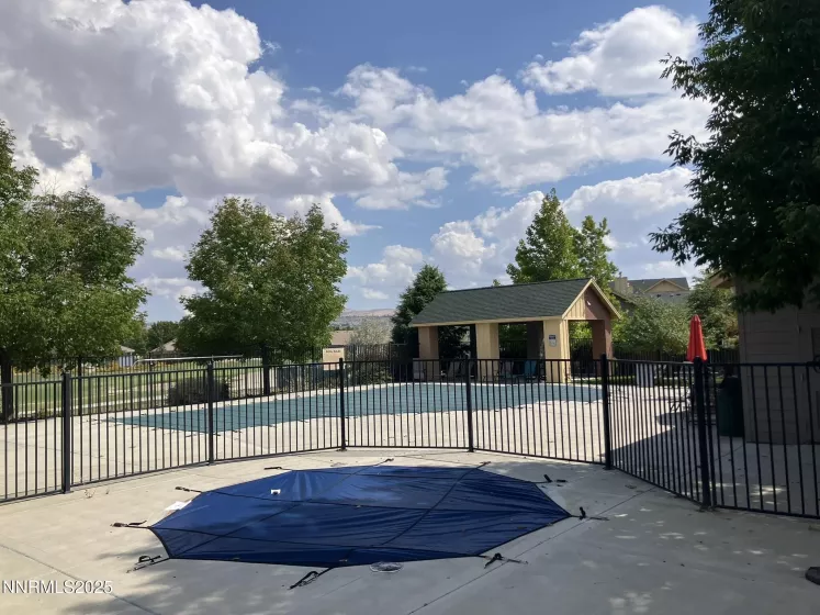5651 Hunting Creek, Sparks, Nevada 89436, 2 Bedrooms Bedrooms, ,2 BathroomsBathrooms,Residential,Residential,Hunting Creek,250055824