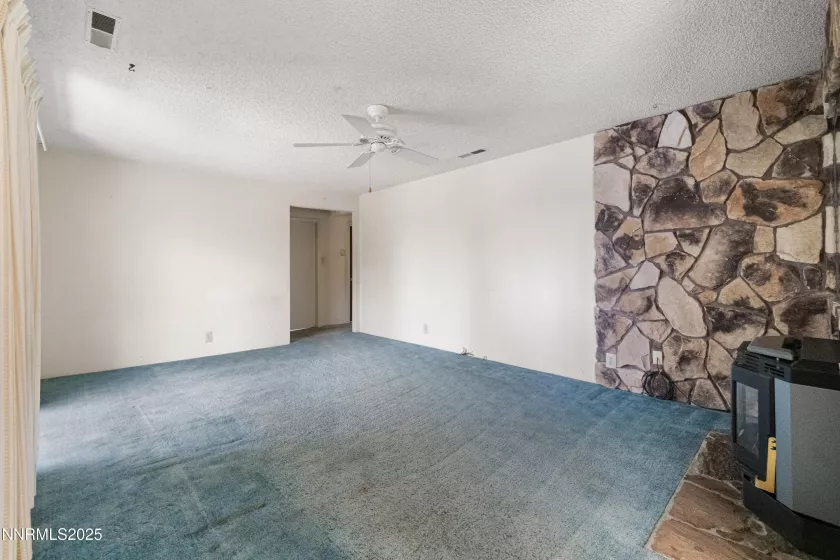 1941 Bafford, Fallon, Nevada 89406, 3 Bedrooms Bedrooms, ,1 BathroomBathrooms,Residential,Residential,Bafford,250055827