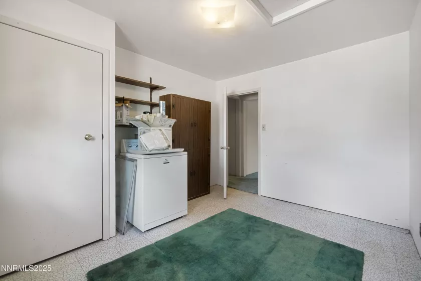 1941 Bafford, Fallon, Nevada 89406, 3 Bedrooms Bedrooms, ,1 BathroomBathrooms,Residential,Residential,Bafford,250055827