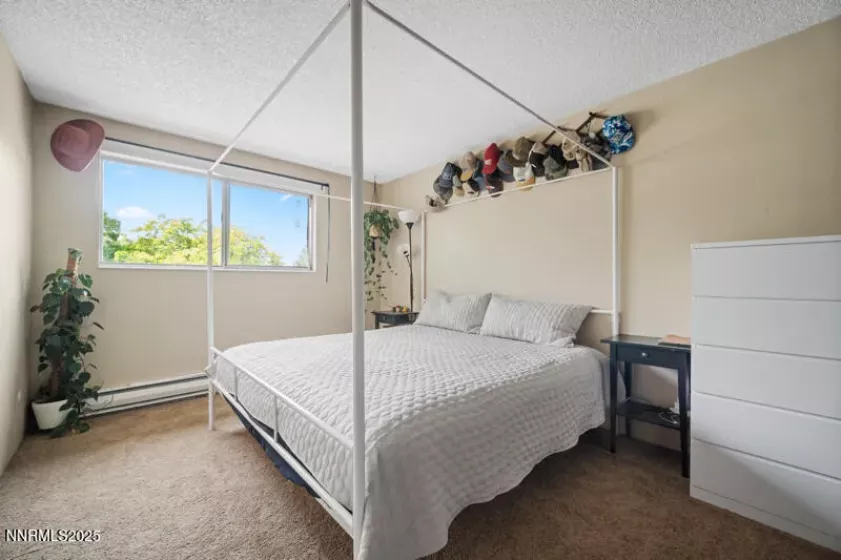 1777 York, Sparks, Nevada 89431, 2 Bedrooms Bedrooms, ,2 BathroomsBathrooms,Residential,Residential,York,250055828