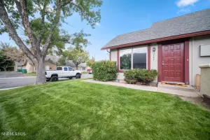 1777 York, Sparks, Nevada 89431, 2 Bedrooms Bedrooms, ,2 BathroomsBathrooms,Residential,Residential,York,250055828