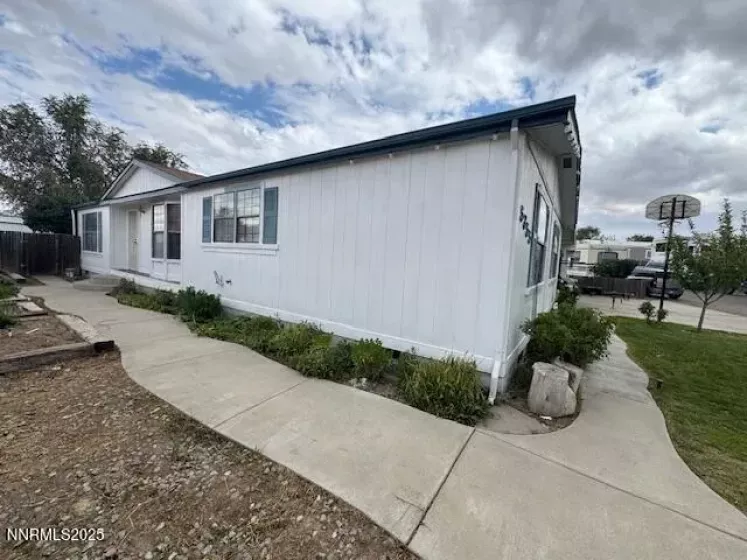 5355 Royal Dr, Winnemucca, Nevada 89445, 3 Bedrooms Bedrooms, ,2 BathroomsBathrooms,Residential,Residential,Royal Dr,250055831