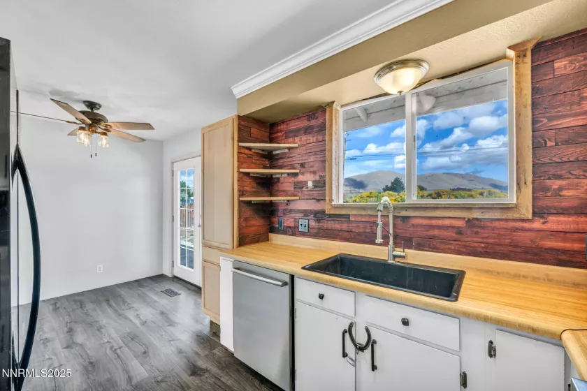 17475 Egret, Reno, Nevada 89508, 3 Bedrooms Bedrooms, ,2 BathroomsBathrooms,Residential,Residential,Egret,250055833