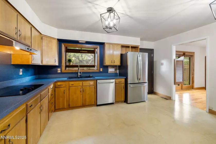 1580 Mt Rose, Reno, Nevada 89509, 3 Bedrooms Bedrooms, ,2 BathroomsBathrooms,Residential,Residential,Mt Rose,250055834