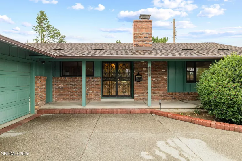 1580 Mt Rose, Reno, Nevada 89509, 3 Bedrooms Bedrooms, ,2 BathroomsBathrooms,Residential,Residential,Mt Rose,250055834