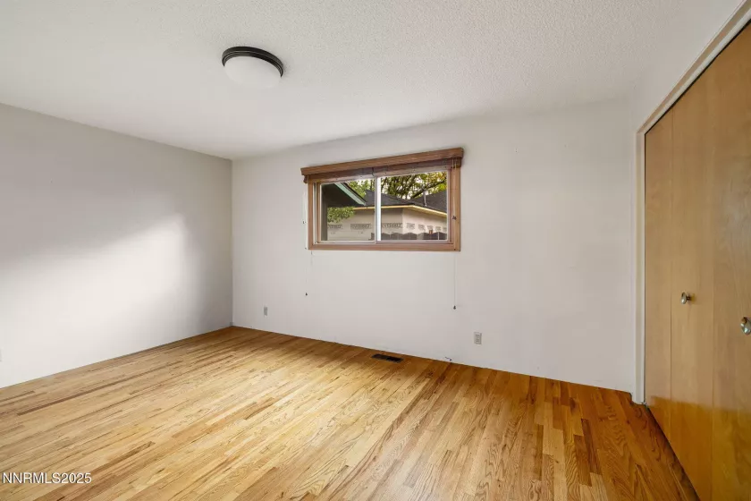 1580 Mt Rose, Reno, Nevada 89509, 3 Bedrooms Bedrooms, ,2 BathroomsBathrooms,Residential,Residential,Mt Rose,250055834