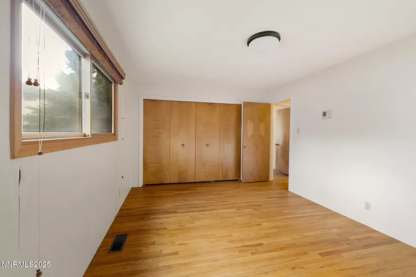 1580 Mt Rose, Reno, Nevada 89509, 3 Bedrooms Bedrooms, ,2 BathroomsBathrooms,Residential,Residential,Mt Rose,250055834