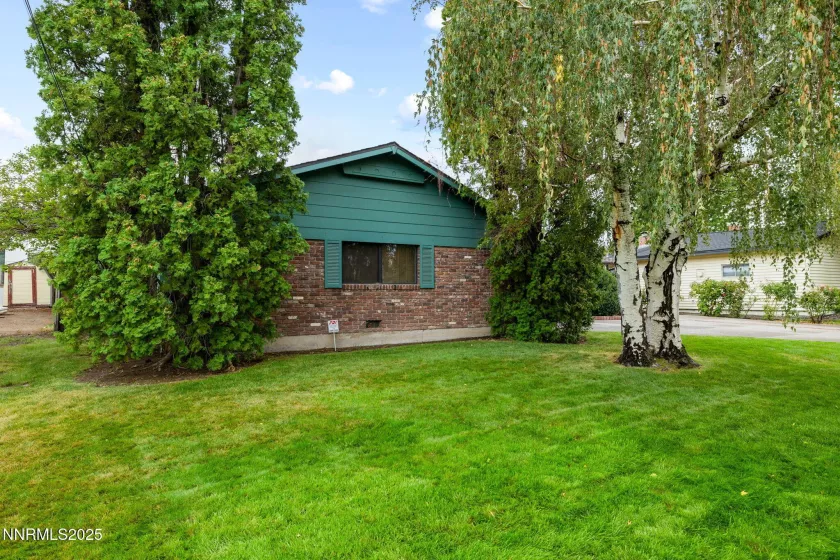 1580 Mt Rose, Reno, Nevada 89509, 3 Bedrooms Bedrooms, ,2 BathroomsBathrooms,Residential,Residential,Mt Rose,250055834