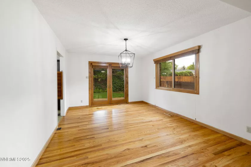 1580 Mt Rose, Reno, Nevada 89509, 3 Bedrooms Bedrooms, ,2 BathroomsBathrooms,Residential,Residential,Mt Rose,250055834