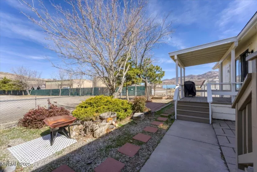 418 Rue De La Rouge, Sparks, Nevada 89434, 2 Bedrooms Bedrooms, ,2 BathroomsBathrooms,Residential,Residential,Rue De La Rouge,250055838