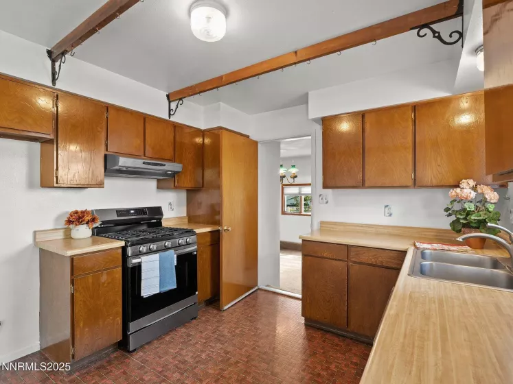 1968 Marian, Carson City, Nevada 89706, 3 Bedrooms Bedrooms, ,2 BathroomsBathrooms,Residential,Residential,Marian,250055842