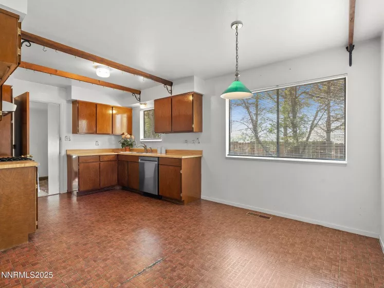 1968 Marian, Carson City, Nevada 89706, 3 Bedrooms Bedrooms, ,2 BathroomsBathrooms,Residential,Residential,Marian,250055842
