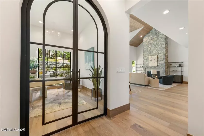 20605 Latour, Reno, Nevada 89511, 4 Bedrooms Bedrooms, ,5 BathroomsBathrooms,Residential,Residential,Latour,250055805